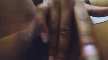 Fodendo Minha Bucetinha Com Os Dedos // Se Inscreva Para Conteúdo Exclusivo