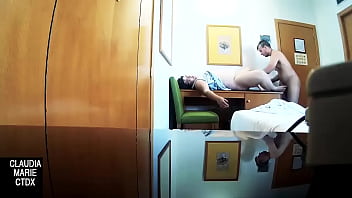 Zarco Le Mete Un Buen Lametazo En El Coño A La Gorda