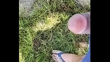 Punheta Gostosa No Mato - masturbation, solo, jerk, gay, punheta, soloboy, batendo, bronha, aventura, locaispublicos - Video 2274522