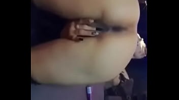 Me La Dejo Bien Dura El Ver Como Se Acaricia Ese Rico Culo