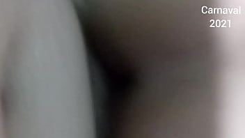 Comendo A Amiga No Carnaval