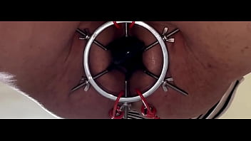 Open My Hole With A Octopus Claw-part 3- 35 Cm Long Anal Beads Insertion