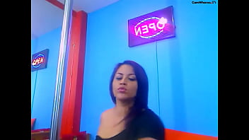 Tabbatax Showing Big Colombian Ass