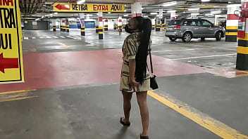 Com Fogo Na Xereca Me Exibir No Mercado Sem Calcinha Bruna Black