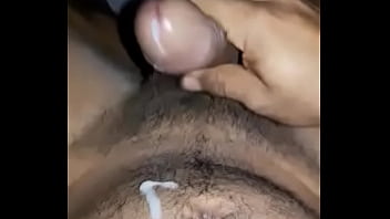 Mi Ex Novio Se Mastruba Y Me Envía Su Enorme Pilla Tirando Leche