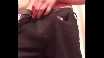 Aburrido, Alguien Que Quiera Ayudarme?