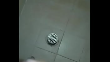 Me Quiere Culiar Pero Esta Lejos