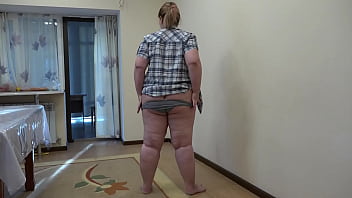 Organic Masturbation With Cucumber And Gaping Cunt. Bbw Fucks Her Hairy Pussy On The Floor. Homemade Fetish.