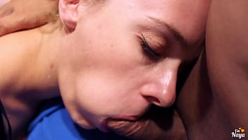 Cute Babe Offer Nice Blowjob To Her Stepdad And He Fuck Her