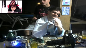 Novinhos Homossexuais De Floripa Mandam Um Beijo Para Meu Canal