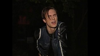 Horny Dude Sucking Cock In The Dark