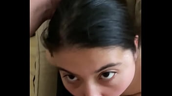 Latina Sucking Dick/ Latina Mamando Pene