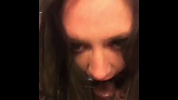 Tatted Emo Beauty Let' Me Fuck Her Throat