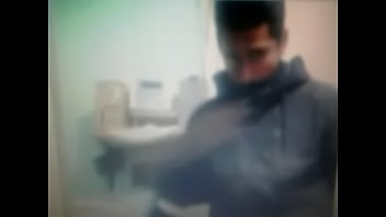 Chico Sexy Me La Muestra Por Webcam