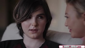 Shemale Ella Hollywood Fucks A Cis Girl