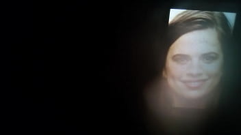 Jizzing On Her Face: (haley)