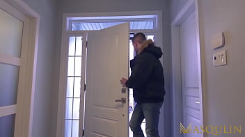 Masqulin Muscular Igor Romani Raw Banged By Jock Thyle Knoxx