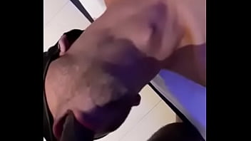 Sugando O Negão Pauzudo