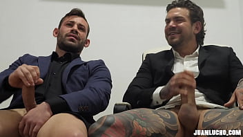 Entrevista De Trabajo - pornstar, tattoo, gay, big-cock, big-dick, brothers, gay-porn, gay-masturbation - Video 2200095