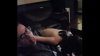 Tengo Video Llamada Con Mi Amiga Y En Eso Me Empiezan A Tocar Y Veo Como Se Cogen A Mi Prima