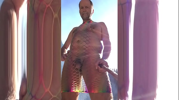 Cd P - Crossdressing Nudist Pee