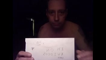 Cumdrink3r - Gay-feed-me-i-swallow-bury-it-deep-give-me-all-you-can