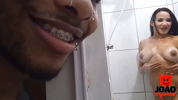 Putaria No Banheiro Com Amiga - Bianca Naldy * Joaoosafado