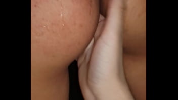 Le Meto Los Dedos En El Cerro