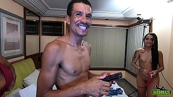 Eles São Viciados Em Sexo Mesmo Fora Da Gravação Querem Fuder O Tempo Todo - Michelli Beatriz - Patricia Limah - Rob Carvalho - Nico Moreno