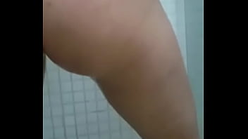 Safada Amadora Dançando No Chuveiro