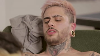 Jogando Ping Pong Com Uma Garota Gostosa De Bunda Grande. Buceta Molhada, Garota Tarada, Estudante Safada - Pucca Devil - Matheus Castro