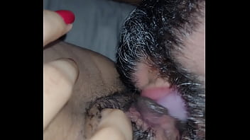 Me Gusta Tocarme Y Que Me. La Mamen