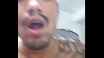 Tocando Uma No Banheiro Do Busao Assine Marcelopauzao.com