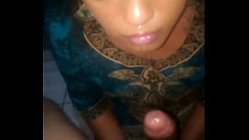 Vizinho Hetero , Estava Só Em Casa Me Chamou Pra Fuder Gostoso