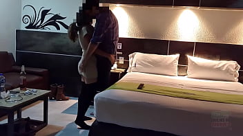 El Aguador, Follando A Mi Milf Pam Esposa Liberal Unos Segundos Es Suficiente Para Dejarla Escurriendo Y Empapada En Sus Propio Squirt Tanto Para Deterner La Grabacion Y Secarnos