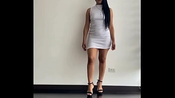 Prima Latina Bailando Gran Trasero