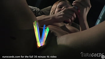 Opening Up Her Pussy To See Whats Inside