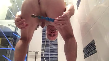 Cleaning My Asshole - ass, bdsm, gay, plug, anal-sex, sex-toy, gay-amateur, dirty-plug - Video 2158363