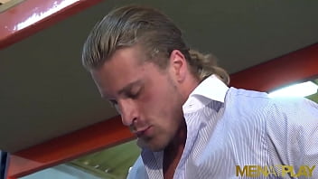 Menatplay Latino Denis Vega Fucks With Straight Johan Kane