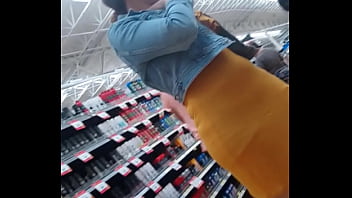 Culito En Centro Comercial