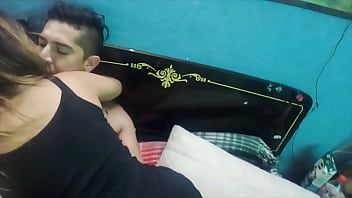 Cuando Les Das Una Buena Cogida Sucede Esto... Se Enamoran Y Te Dan Su Rico Culito Para Que Se Los Penetres