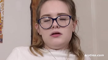 Luna Steht Auf Frauenkörper Und Gefühlvolle Männer