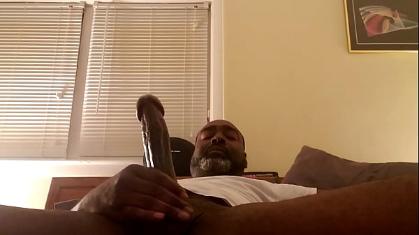 Stroking My Big Dick - handjob, soloboy, jerking-off - Video 2185934