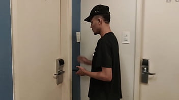 Dando Pro Cunhado - interracial, gay, bareback, anal-sex - Video 2173828