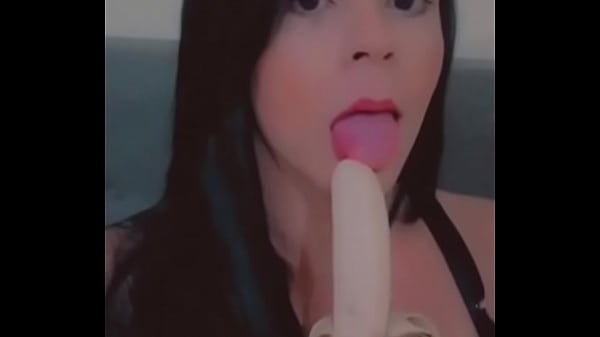 Fudendo Meu Cuzinho E Gozando Gostoso