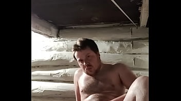 Откровения русского гея,дрочит хуй на камеру,снял как дрочит на смартфон,гей с толстым задом решил спустить сперму в ...