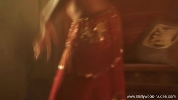 Sexy Belly Dancing Brunette Beauty So Hot Fun Session