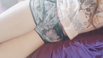 Bored Teen Records Video Masturbating On Her Cellphone - Hana Lily