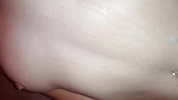 Le Acabo En El Pecho