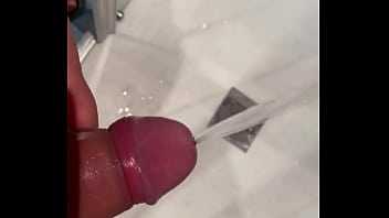 Chubby, Gay, Pee, Lluvia, Gordo, Meo - Gay - 2025 - Sexy - Scene - Video 2215533